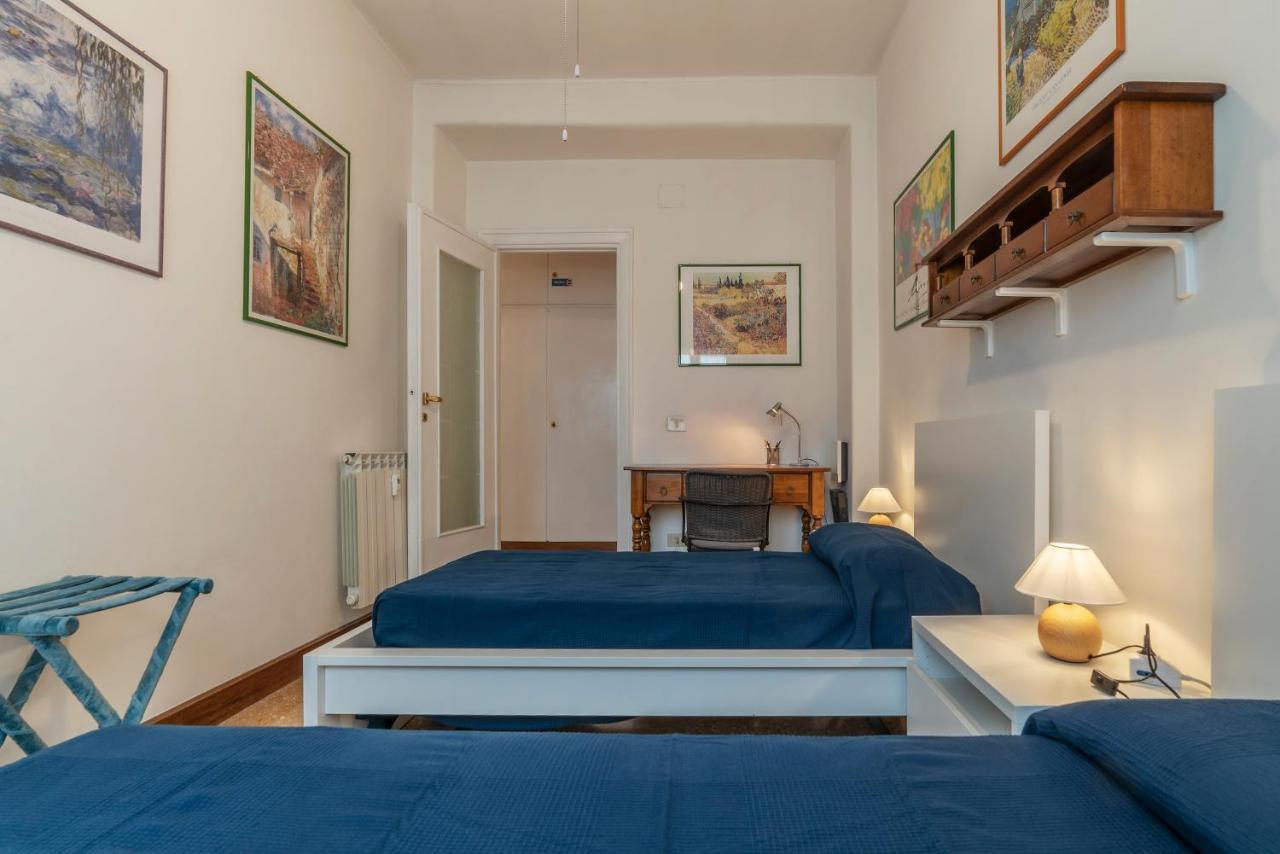 Roomy And Bright Apartment With Terrace Roma Exterior foto